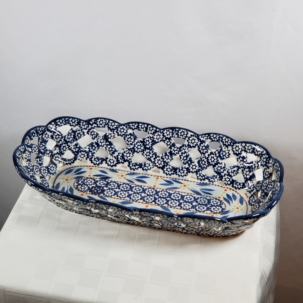 Temptations Bread Basket